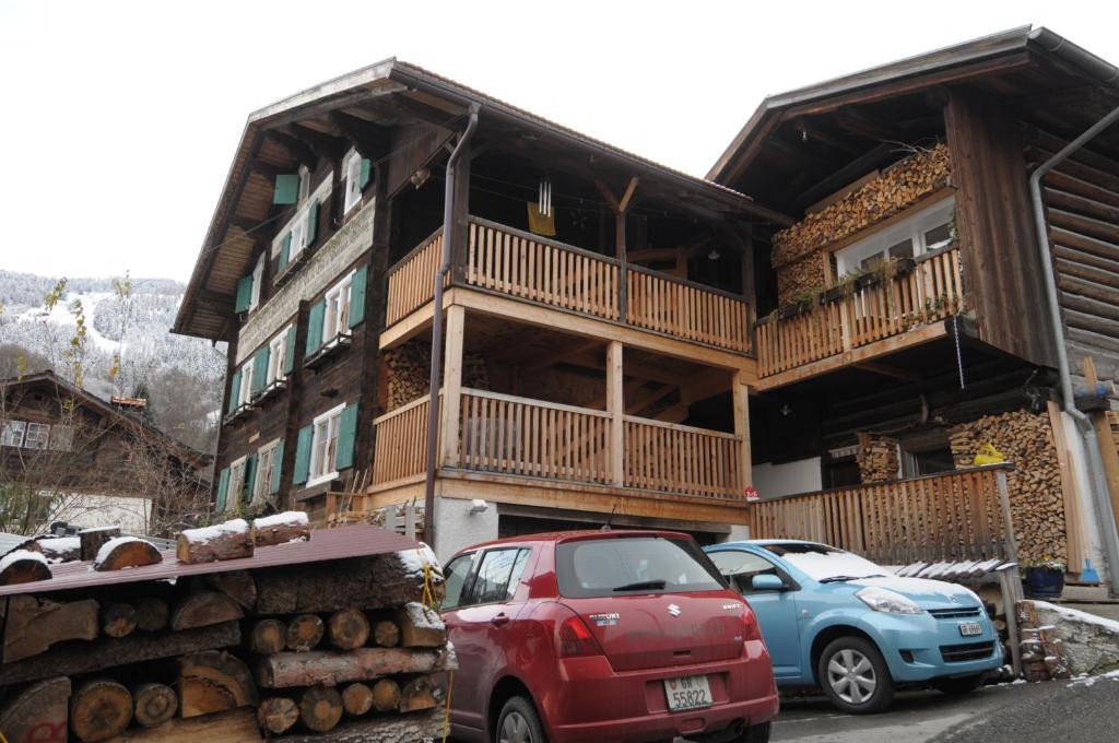 Bnb Hasatrog Jenaz Exterior foto
